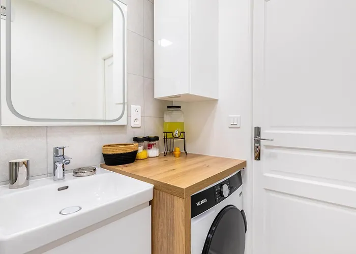 Guestready - Charming In The Lively 13th Апартаменты Париж
