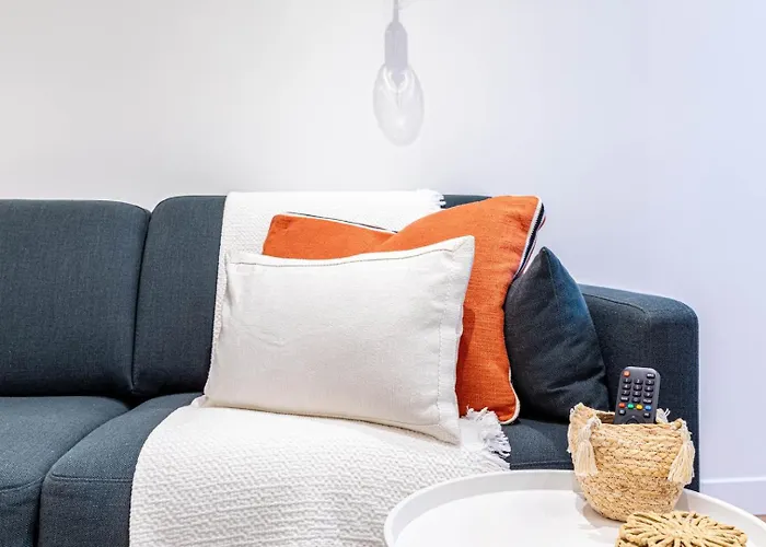 Guestready - Charming In The Lively 13th Апартаменты